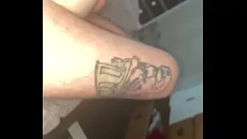 Afspelen Amber wordt geneukt op 15 augustus 2021 wanneer haar mannen in het ziekenhuis liggen ctfu lol