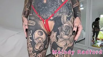 Reproduzir Mini biquíni com zíper preto e vermelho experimente haul melody radford