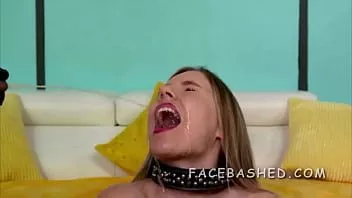 play Sexo loco y loco con una chica delgada