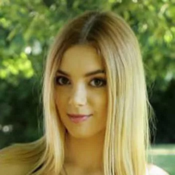 Pornostar Paola Hard