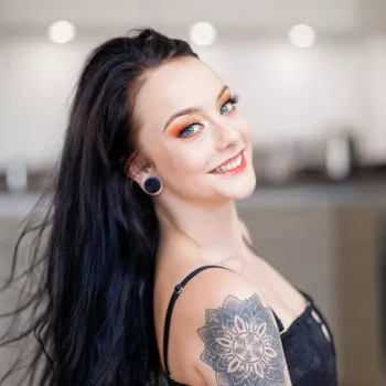 Pornostar Alessa Savage