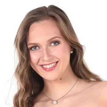 Pornostar Stacy Cruz